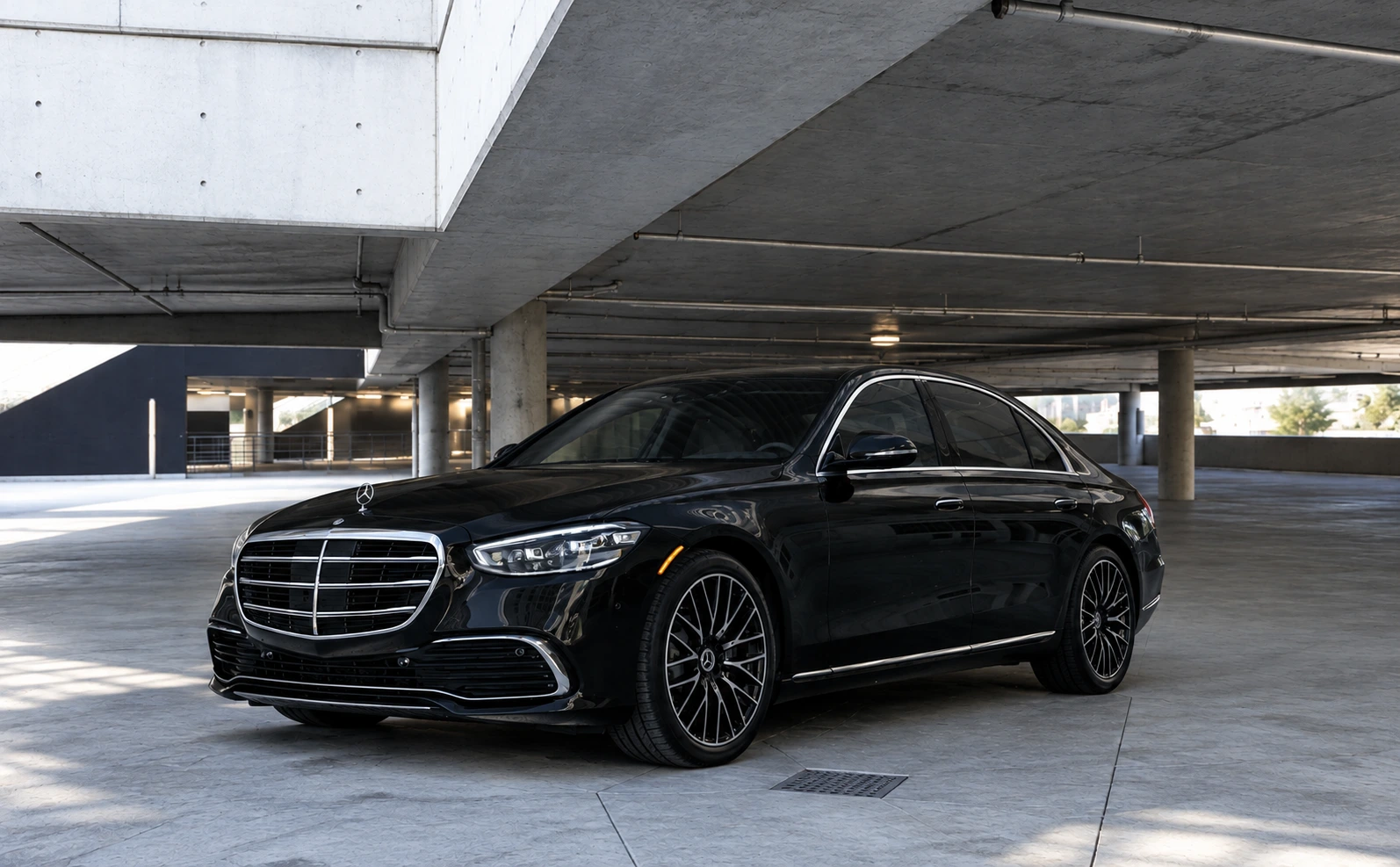 First-Class Sedan exterior, Mercedes-Benz S-Class
